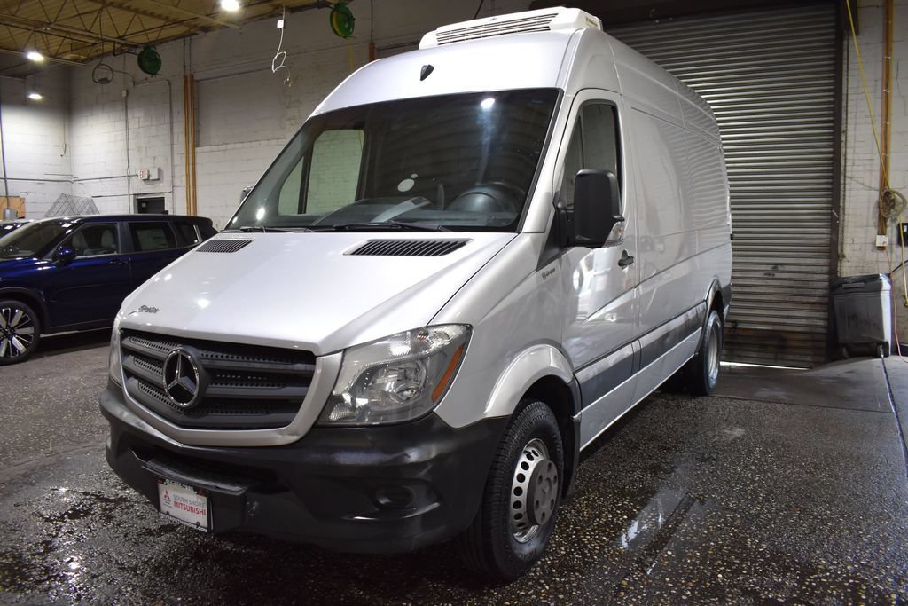 Used 2017 Mercedes-Benz Sprinter 3500 image 5