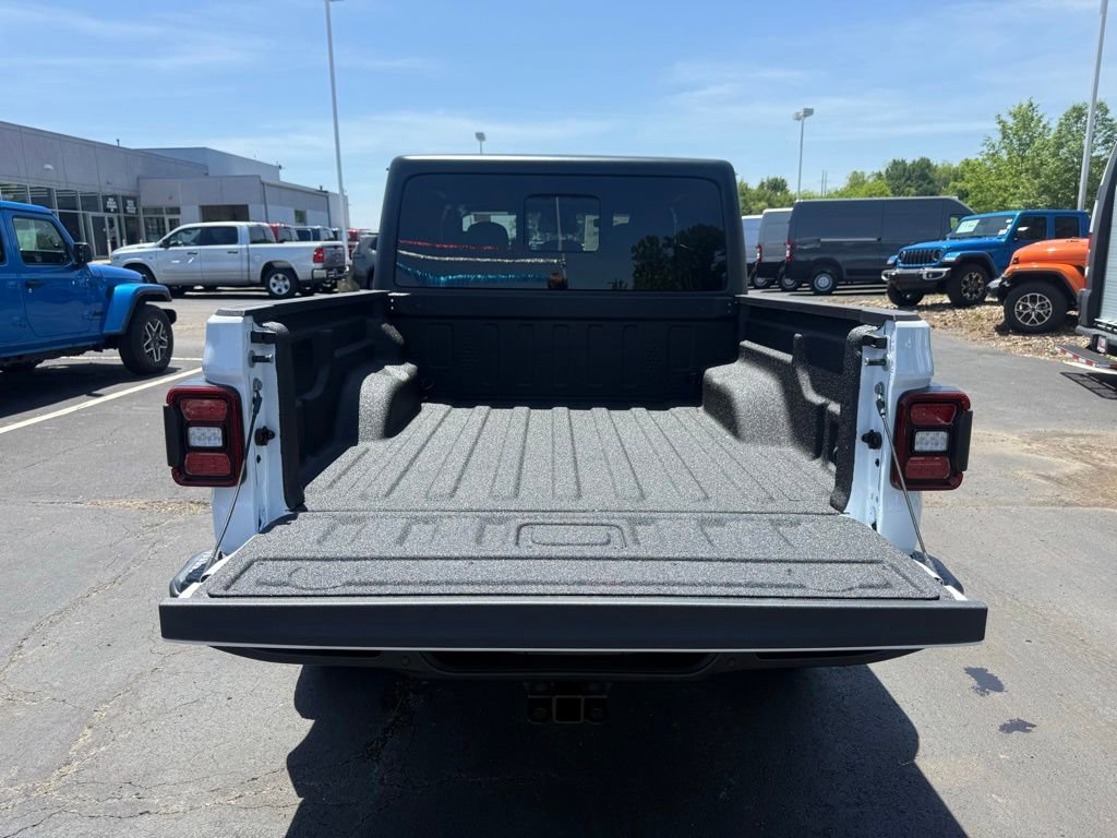 New 2026 Jeep Gladiator Sport AWD/4WD image 43