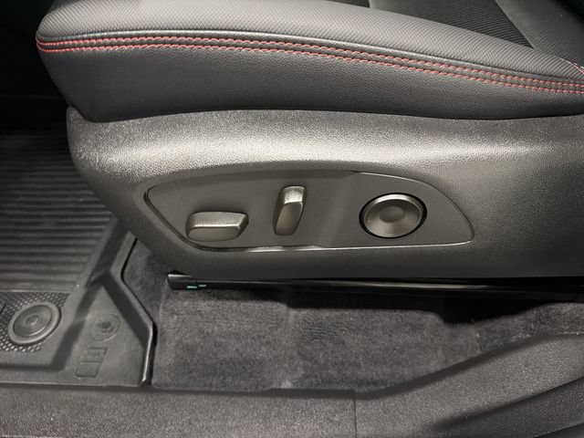 Certified 2026 Chevrolet Traverse RS w/ LPO, Floor Liner Package FWD image 23