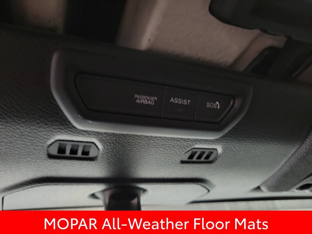 Used 2022 Jeep Wrangler Unlimited Sport AWD/4WD image 23