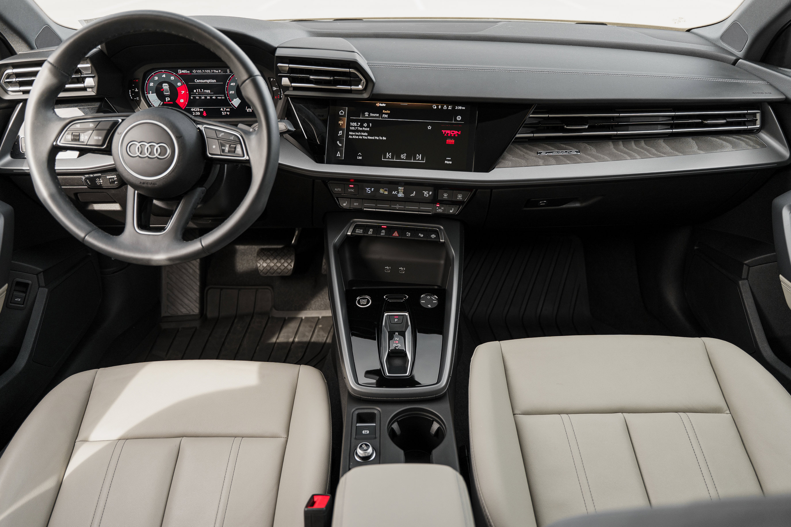 Used 2025 Audi A3 2.0T Premium image 8