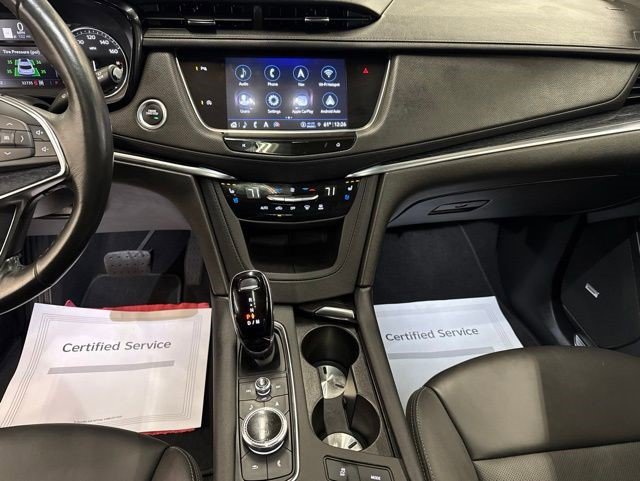 Certified 2022 Cadillac XT5 Premium Luxury AWD/4WD image 17