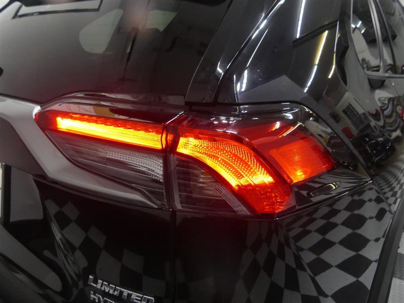 Used 2020 Toyota RAV4 Limited w/ Limited Grade Weather Package AWD/4WD image 13