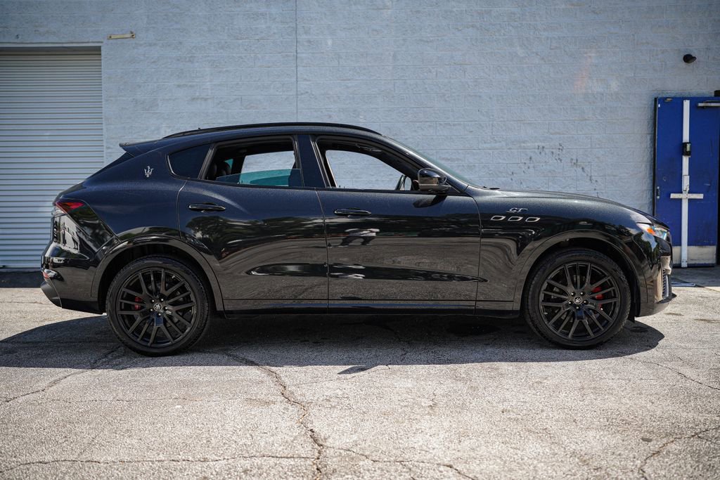 Used 2022 Maserati Levante GT AWD/4WD image 18