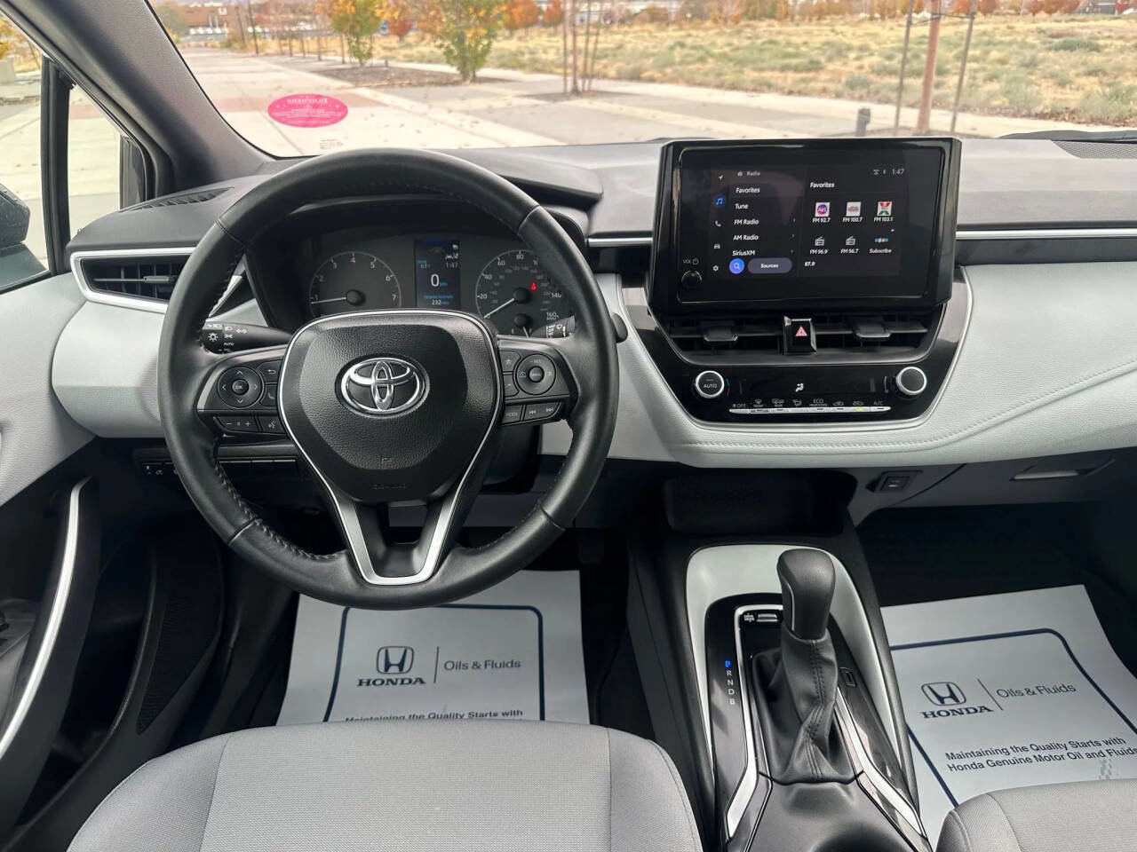 Used 2025 Toyota Corolla SE image 13