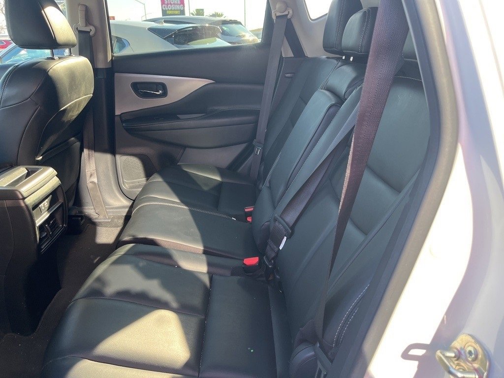 Used 2020 Nissan Murano SV w/ Premium Package image 8