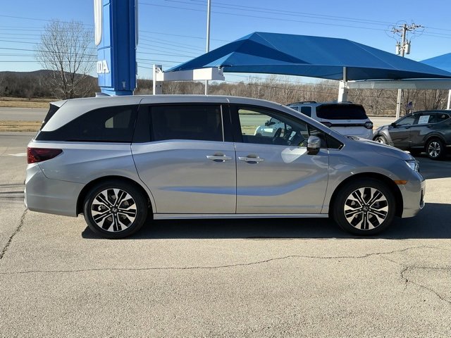 New 2026 Honda Odyssey Elite image 2