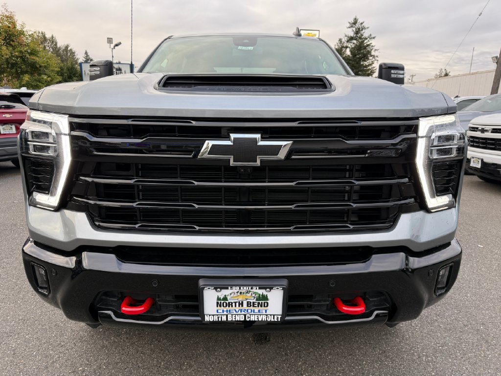New 2026 Chevrolet Silverado 3500 LT w/ Trail Boss Package AWD/4WD image 2