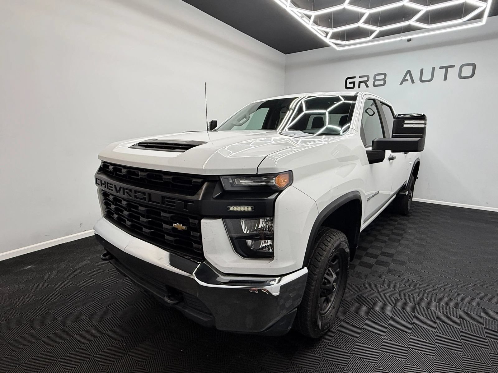 Used 2021 Chevrolet Silverado 2500 W/T w/ WT Convenience Package AWD/4WD image 3