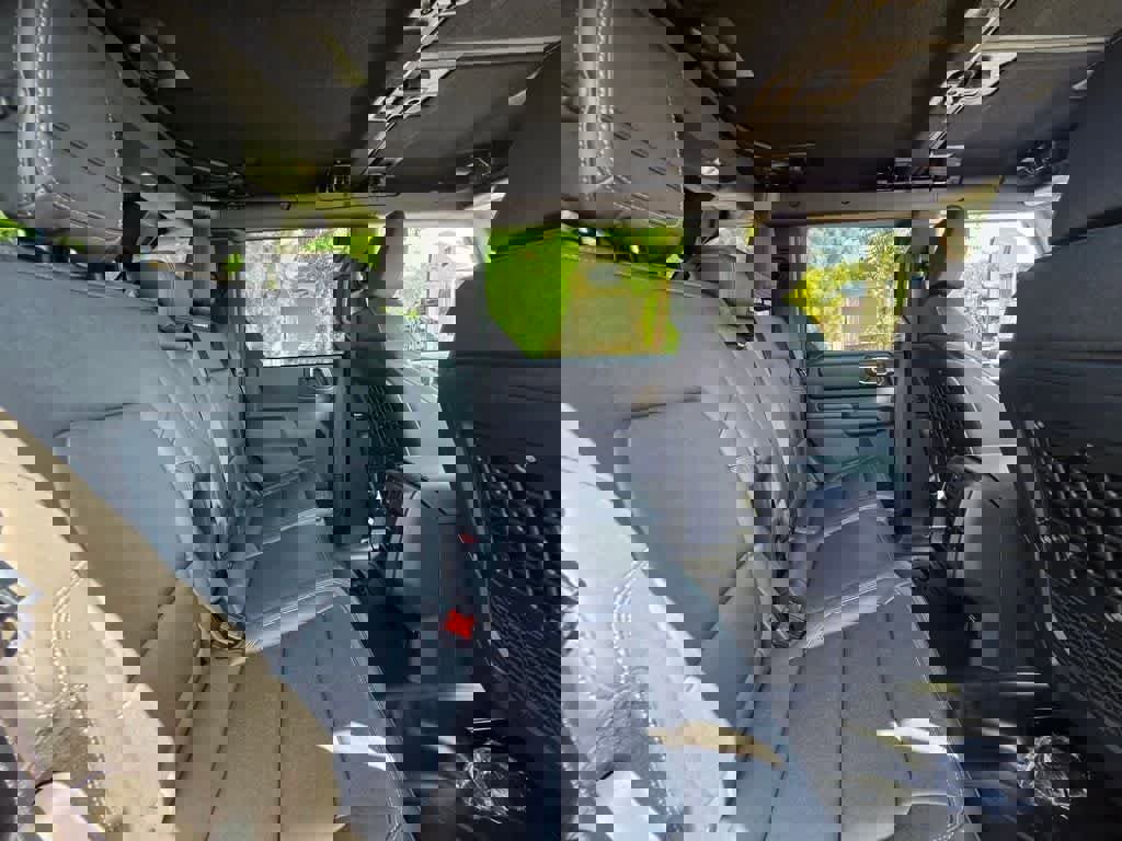 New 2025 Ford Bronco Badlands image 26