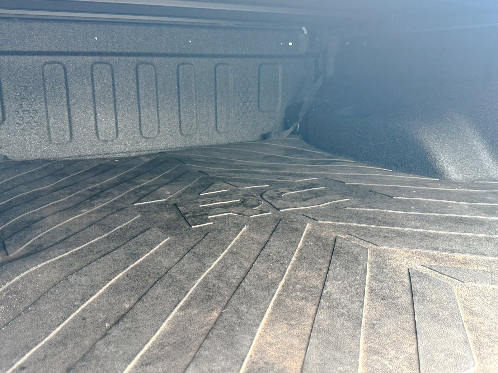 Used 2022 Jeep Gladiator Sport image 13