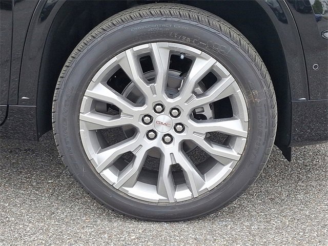 New 2025 GMC Acadia Denali w/ Super Cruise Package image 5