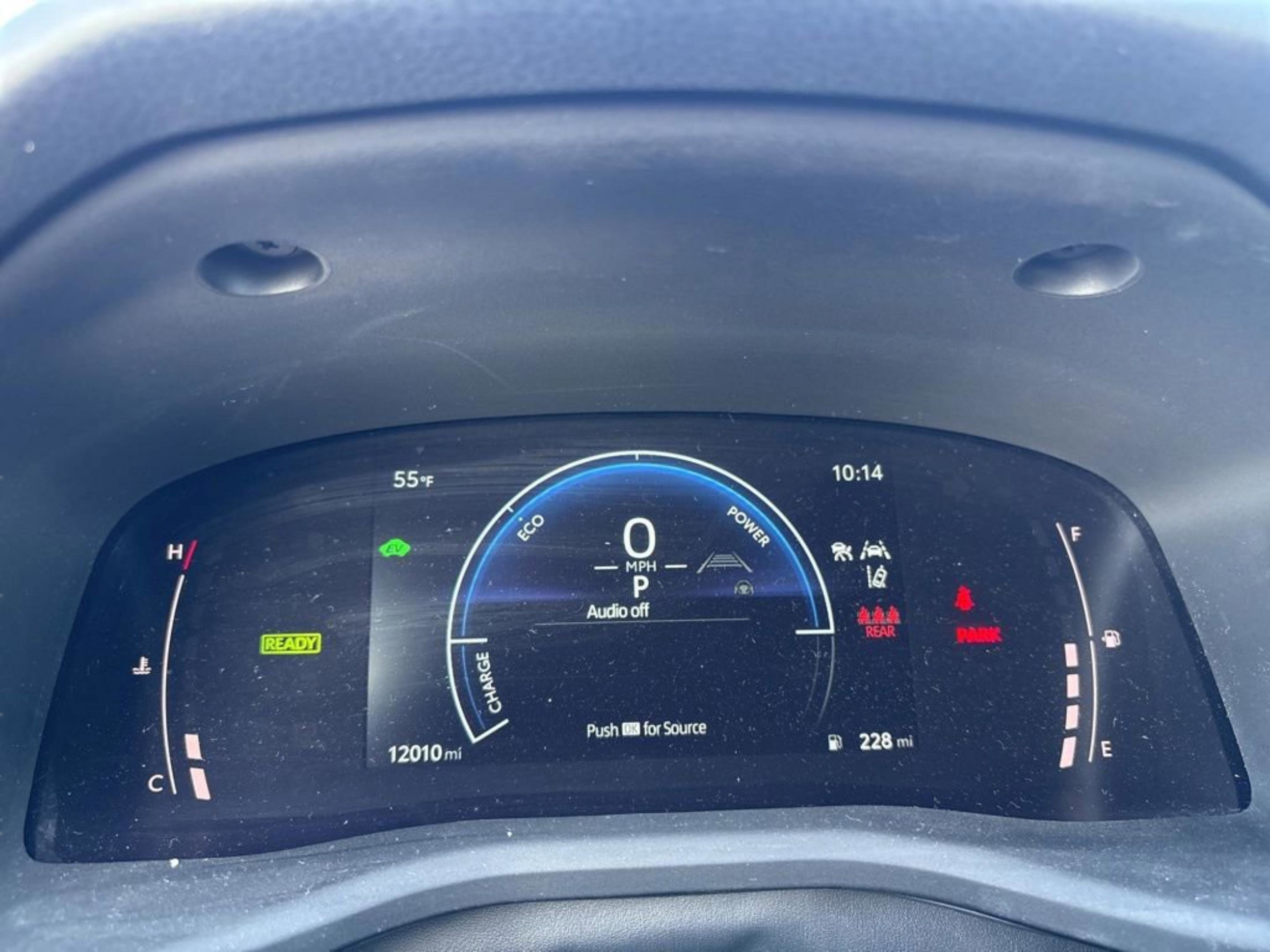 Certified 2025 Toyota Camry SE FWD image 15