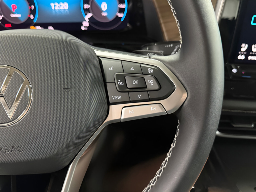 New 2026 Volkswagen Atlas SE image 13