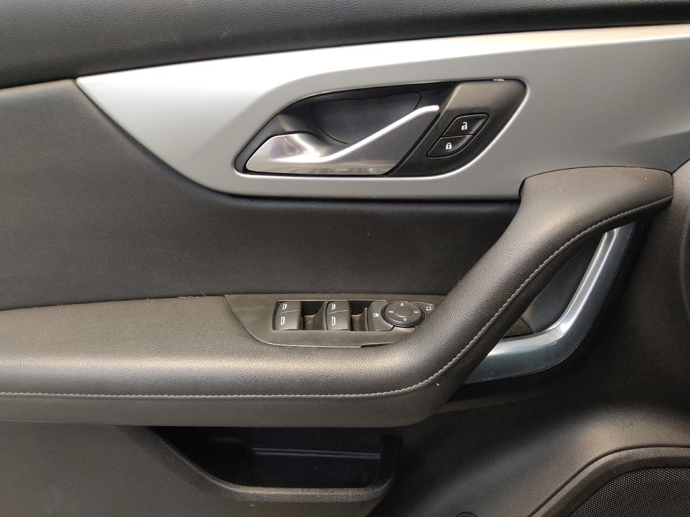 Used 2020 Chevrolet Blazer LT FWD image 27
