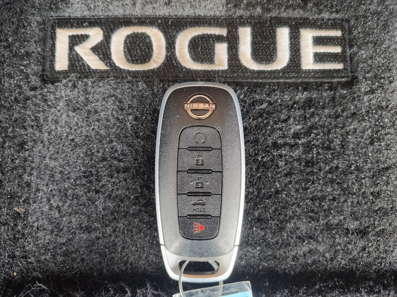 Certified 2024 Nissan Rogue Platinum w/ Platinum Premium Package FWD image 34