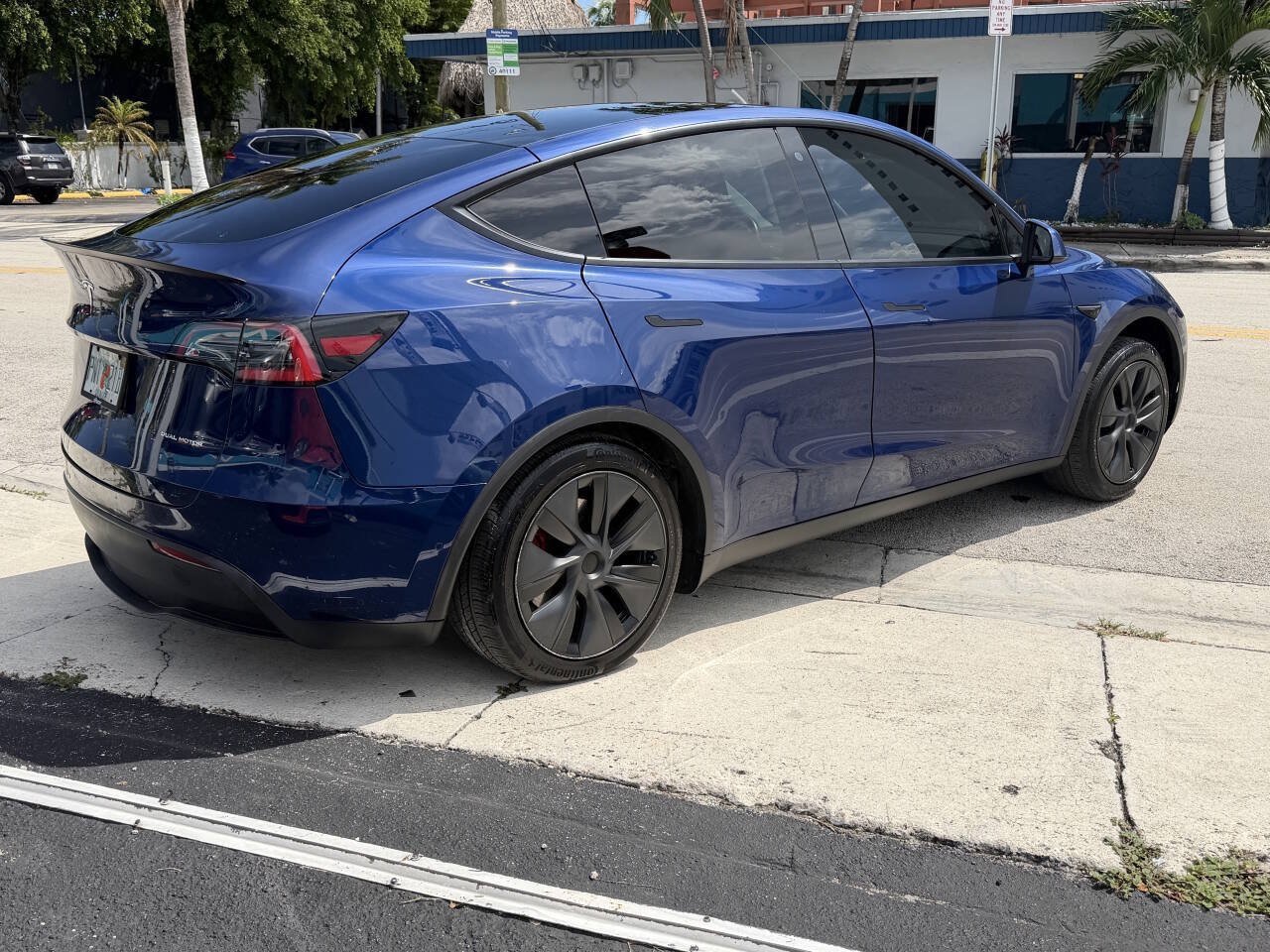 Used 2020 Tesla Model Y Long Range AWD/4WD image 6