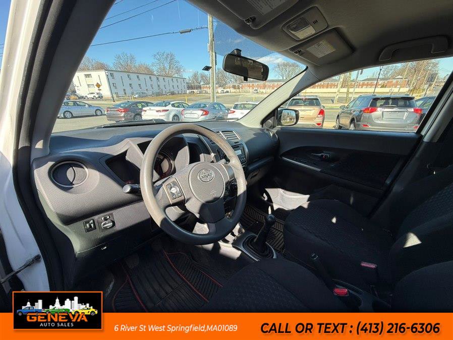 Used 2013 Scion xD image 14