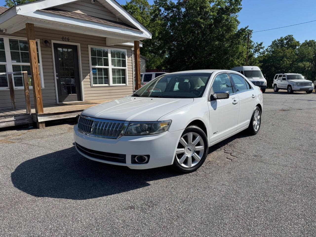 Used 2007 Lincoln MKZ FWD image 2