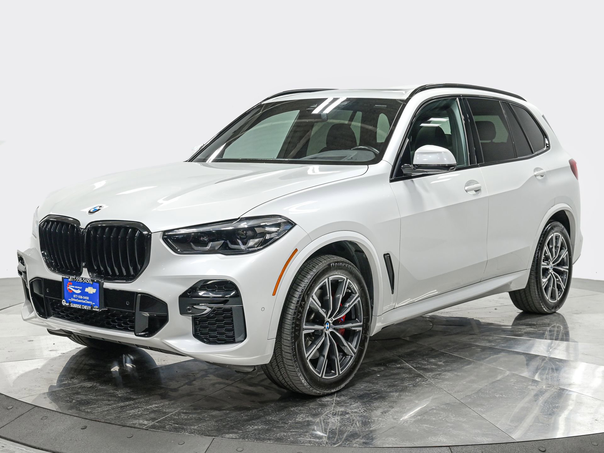 Used 2023 BMW X5 xDrive40i w/ M Sport Package