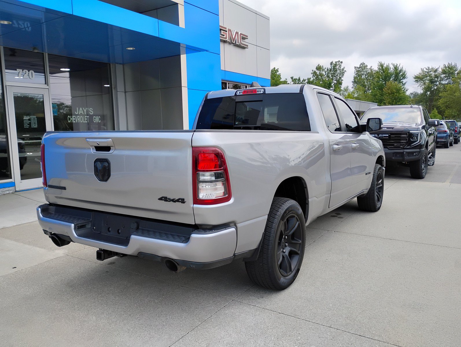 Used 2021 RAM 1500 Big Horn AWD/4WD image 7