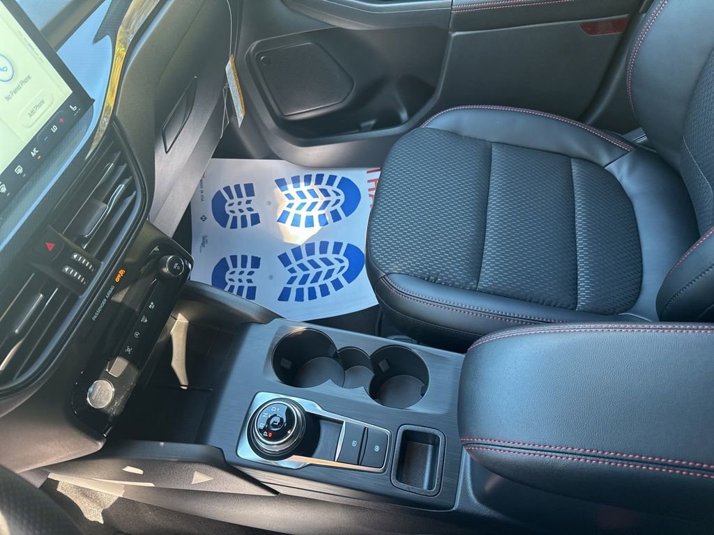 New 2026 Ford Escape ST-Line w/ Tech Pack #1 image 36
