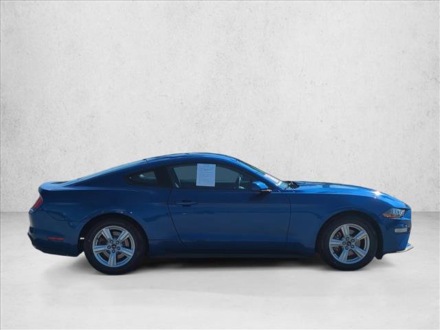 Used 2018 Ford Mustang Coupe image 4