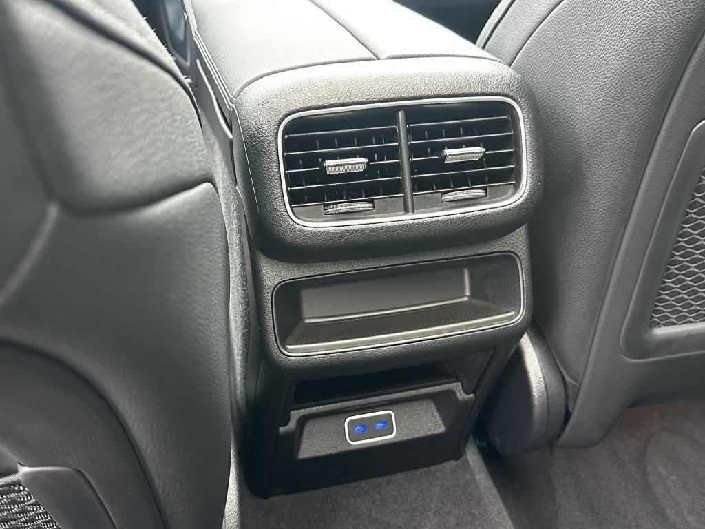 Certified 2025 Mercedes-Benz GLE 450e 4MATIC image 26