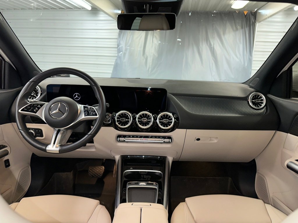 Used 2024 Mercedes-Benz GLA 250 4MATIC image 28