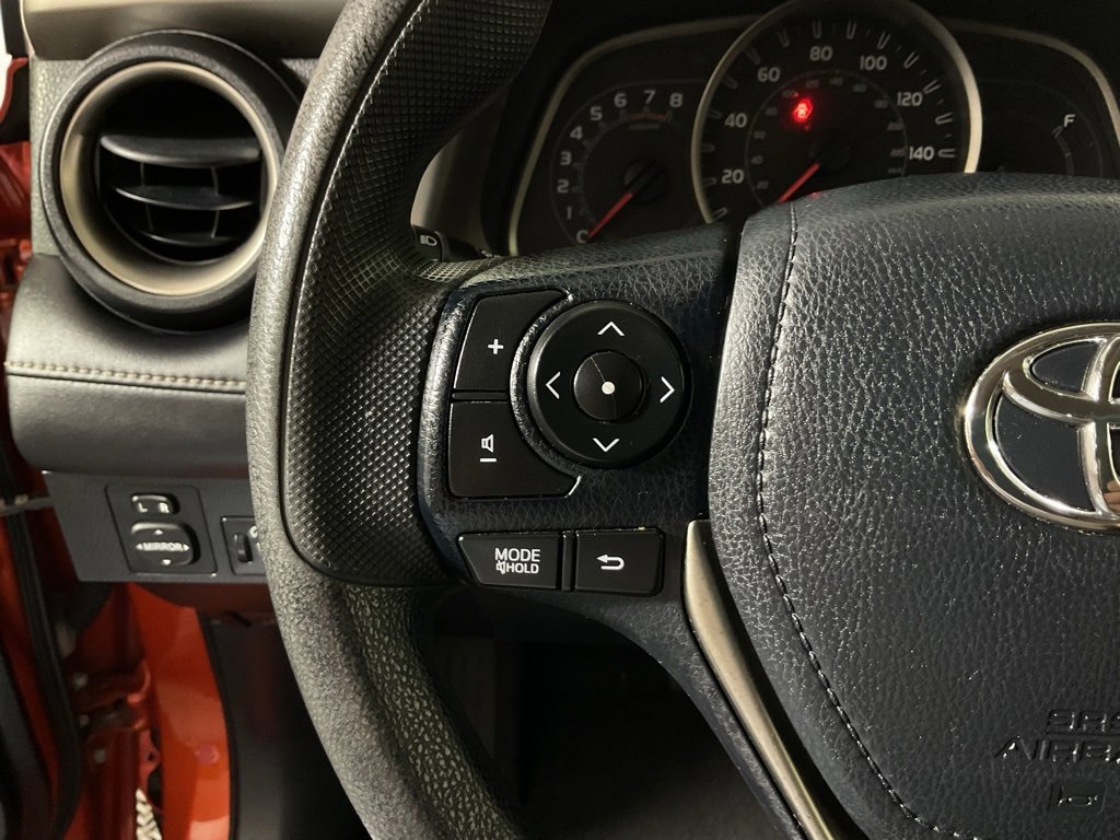Used 2015 Toyota RAV4 XLE image 22