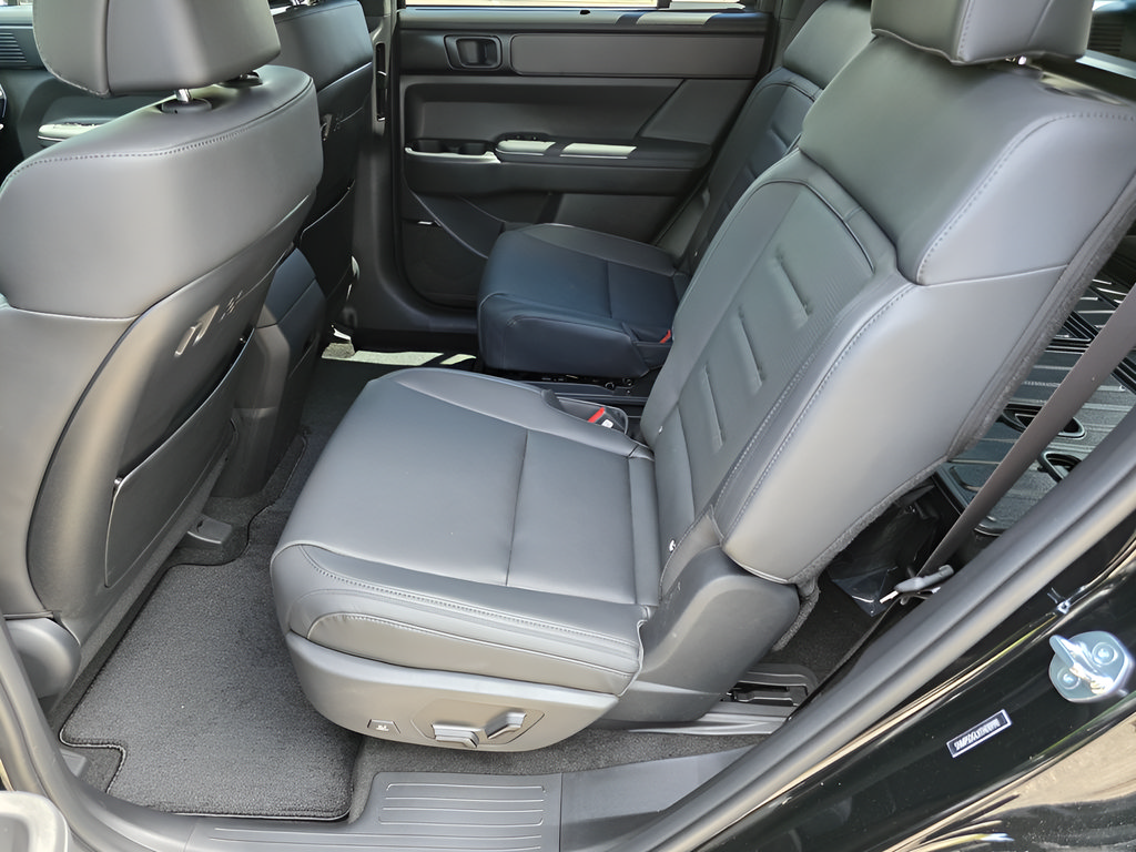 New 2026 Hyundai Santa Fe Calligraphy AWD/4WD image 11