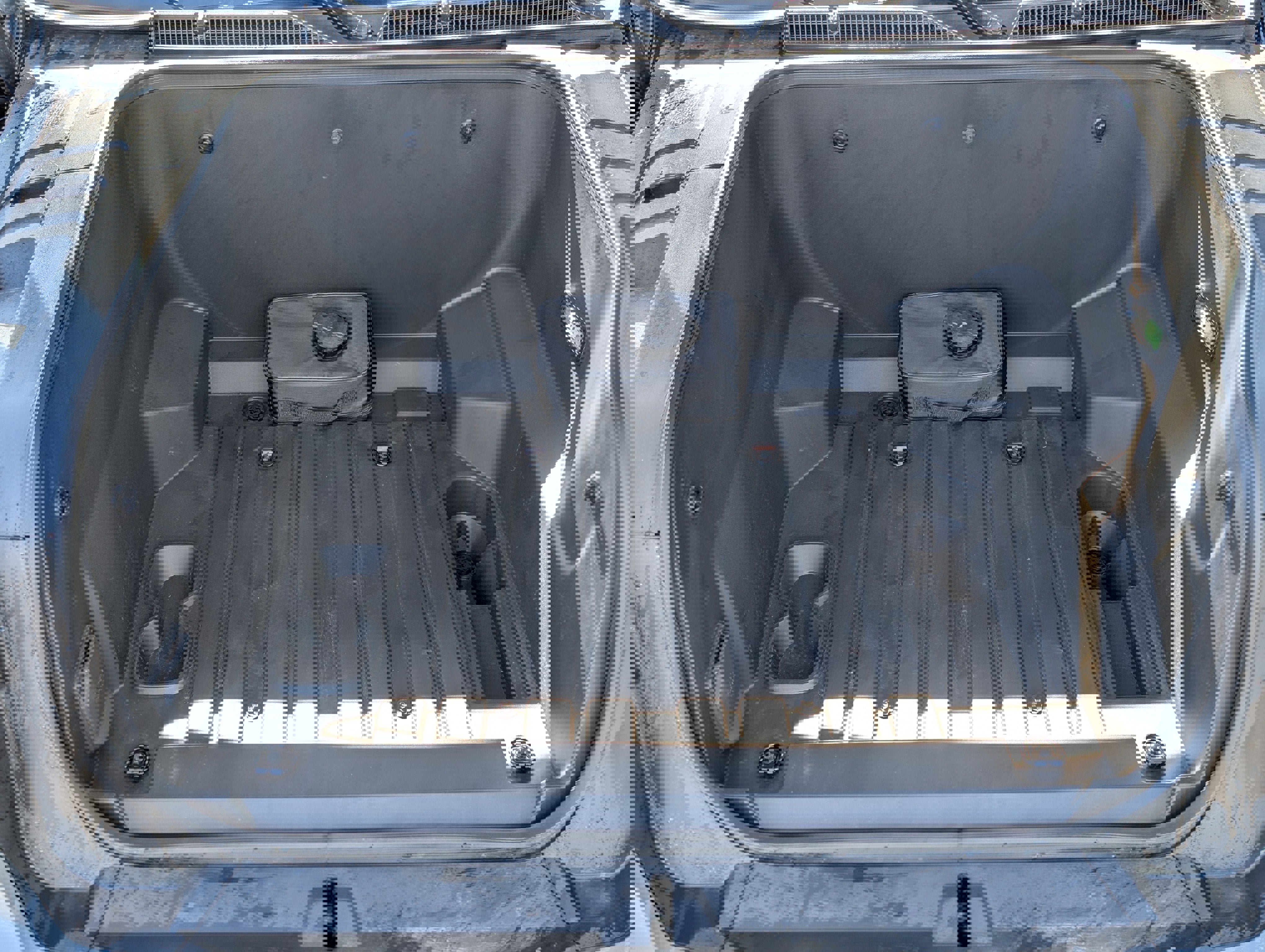 New 2025 Chevrolet Silverado EV RST image 16