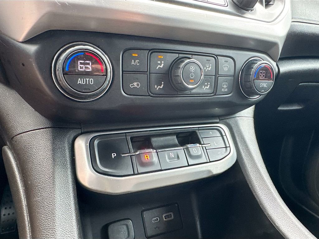 Used 2020 GMC Acadia SLE FWD image 17