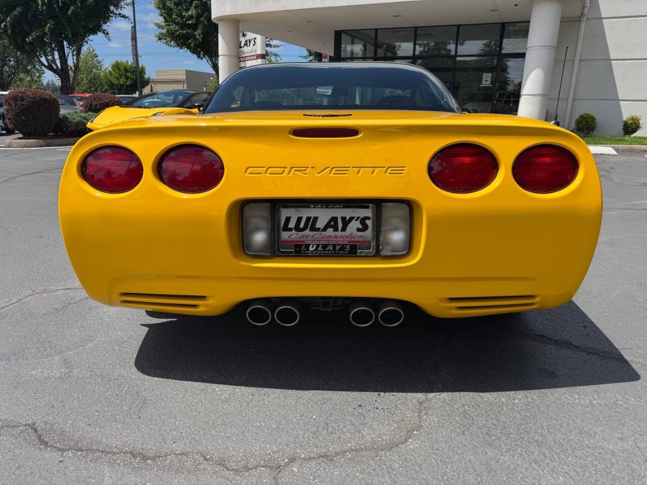 Used 2004 Chevrolet Corvette Z06 w/ Memory Package RWD image 4