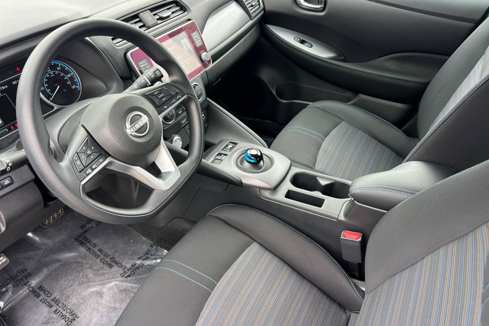 Certified 2025 Nissan Leaf S FWD image 10