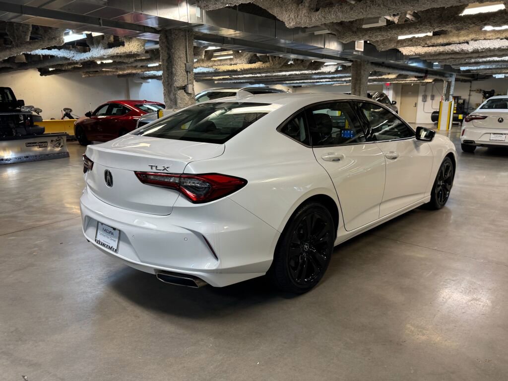 Certified 2022 Acura TLX w/ Technology Package image 7