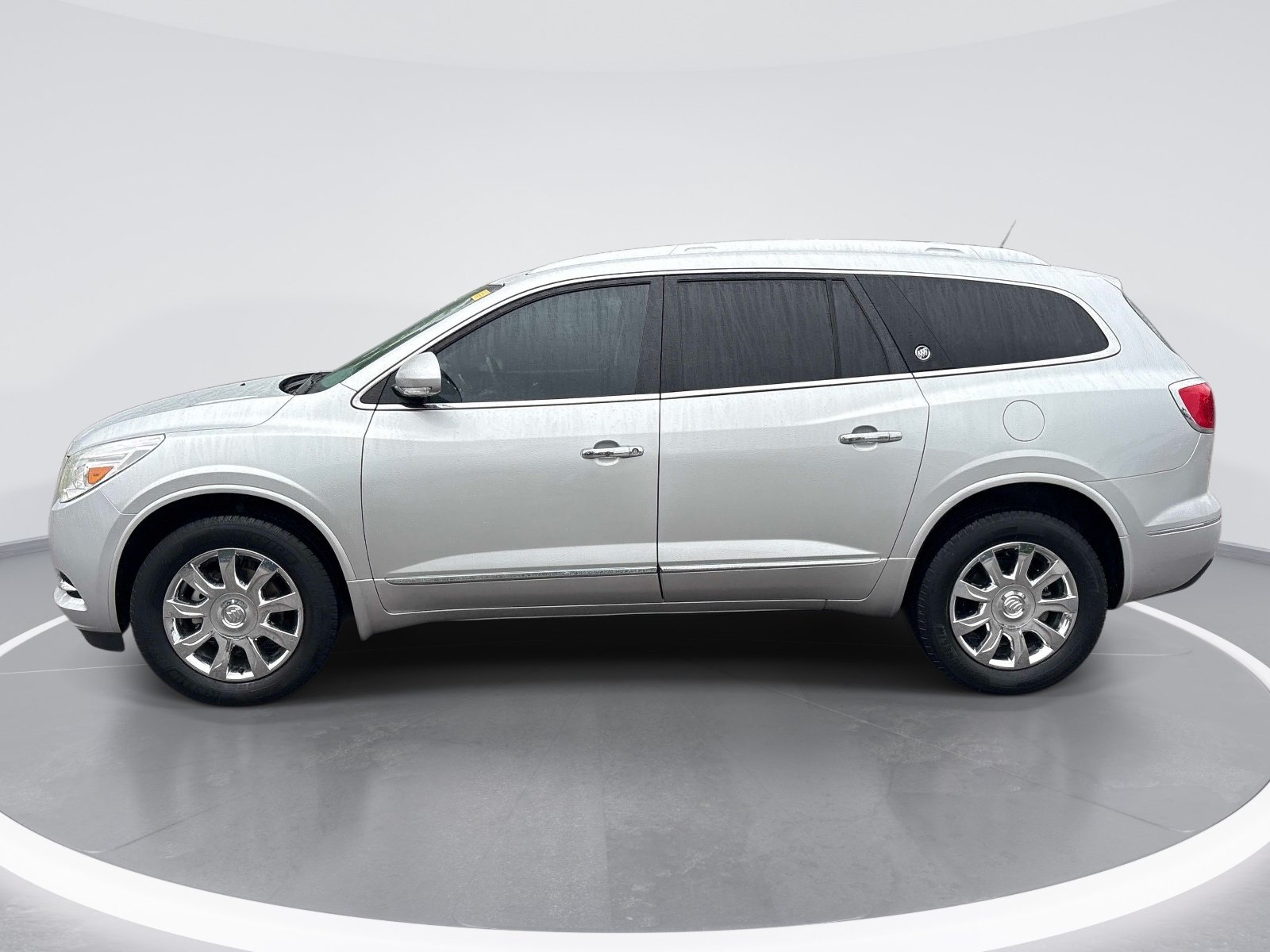 Used 2017 Buick Enclave Leather FWD image 5