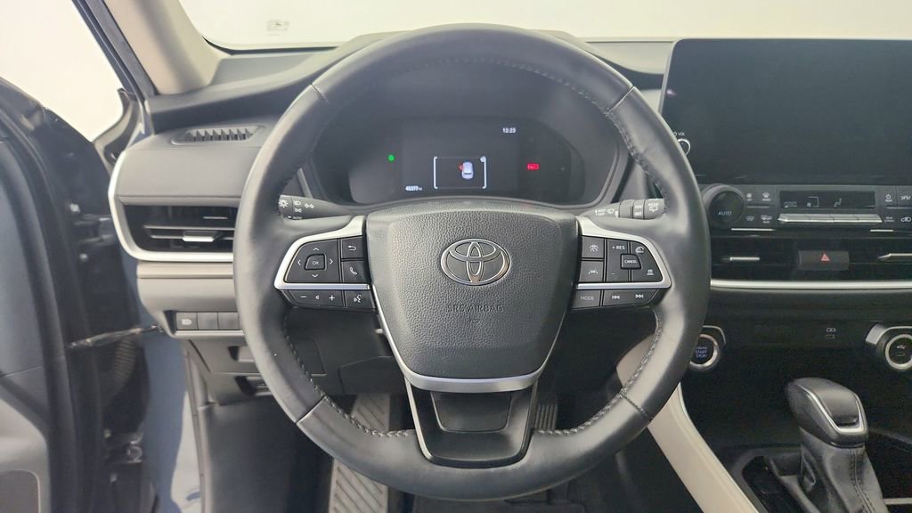Used 2024 Toyota Grand Highlander XLE image 19