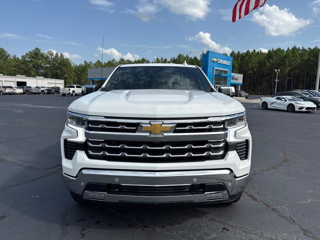 New 2026 Chevrolet Silverado 1500 LTZ w/ LTZ Premium Package AWD/4WD image 9