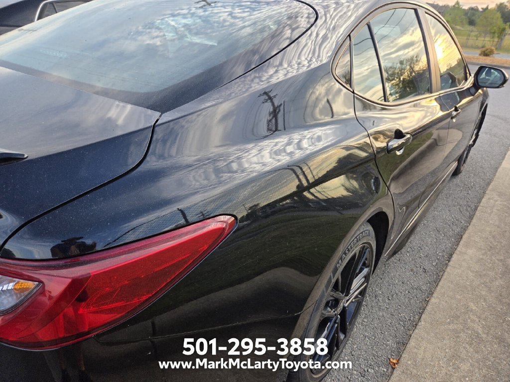 Used 2025 Toyota Camry SE FWD image 9
