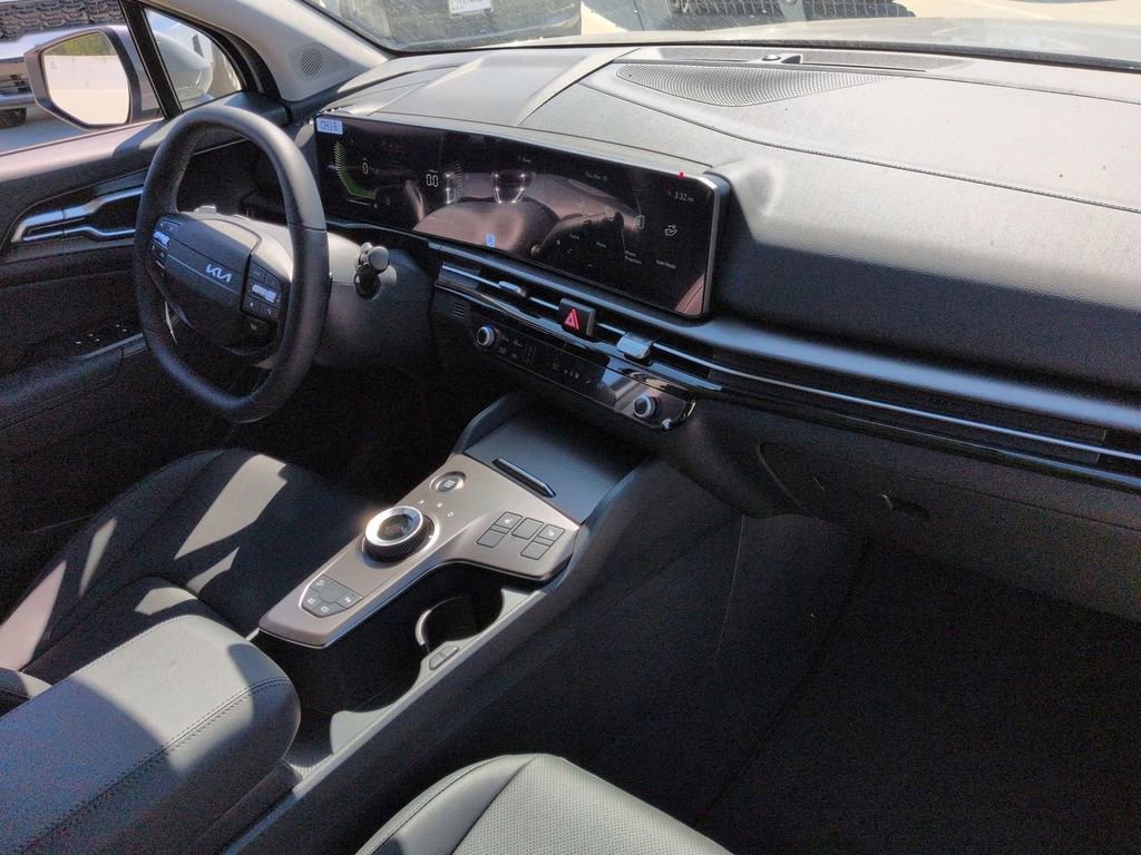 New 2026 Kia Sportage EX image 29