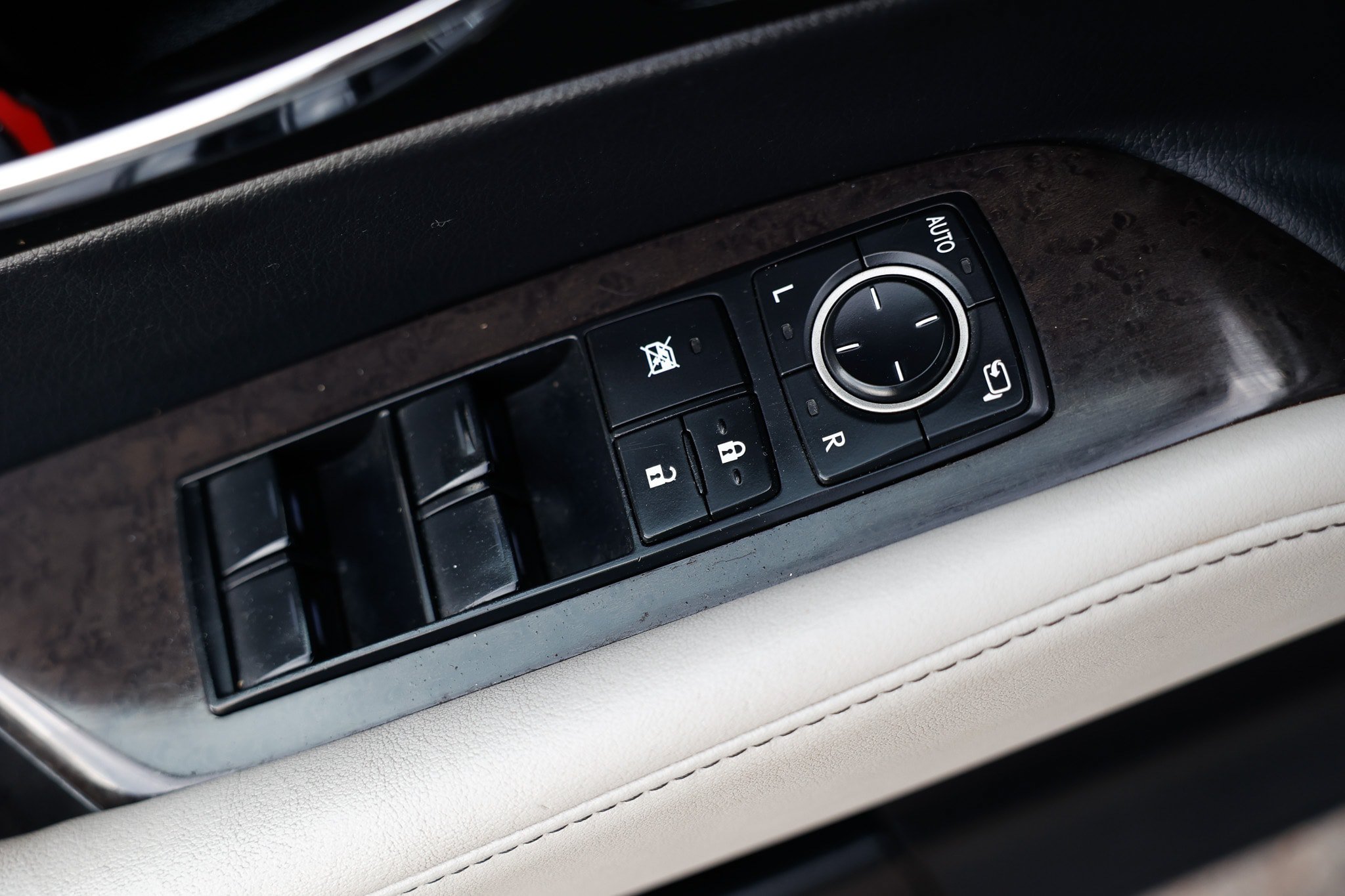 Used 2014 Lexus RX 350 AWD w/ Navigation Package image 46