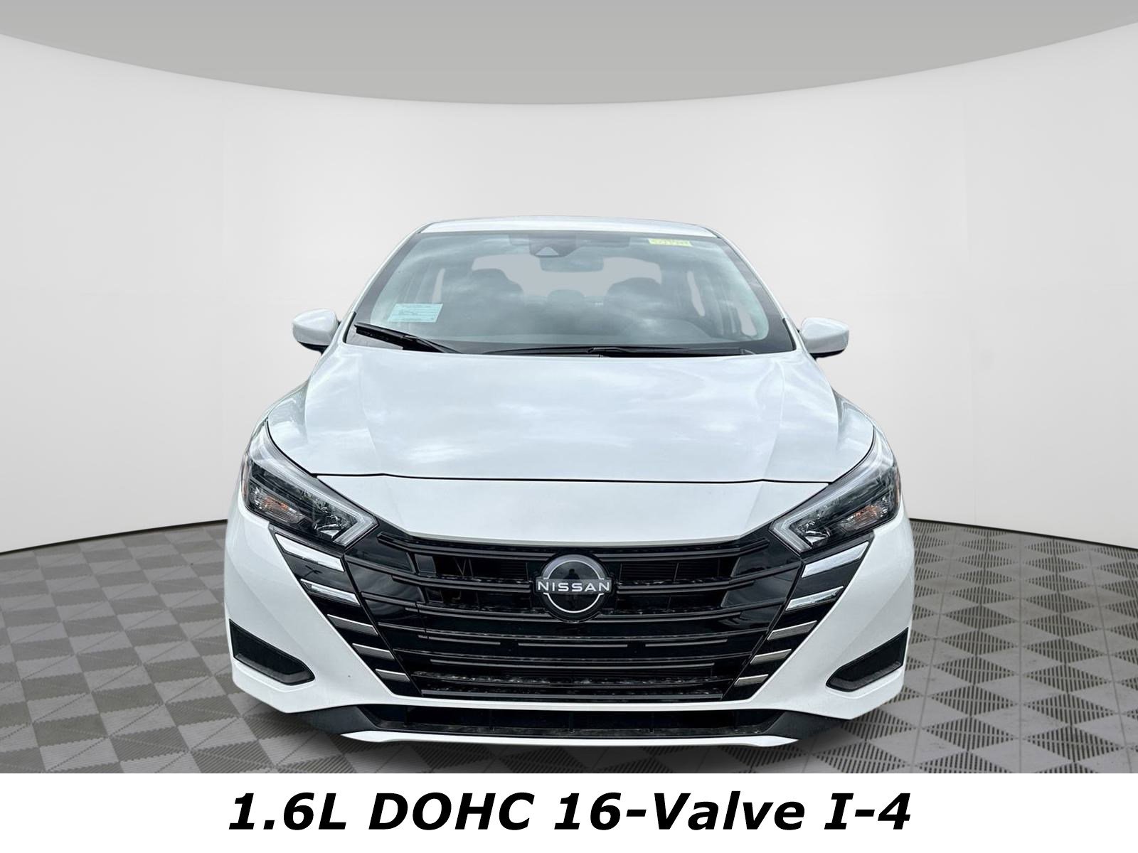 Used 2025 Nissan Versa SV w/ Trunk Package image 12