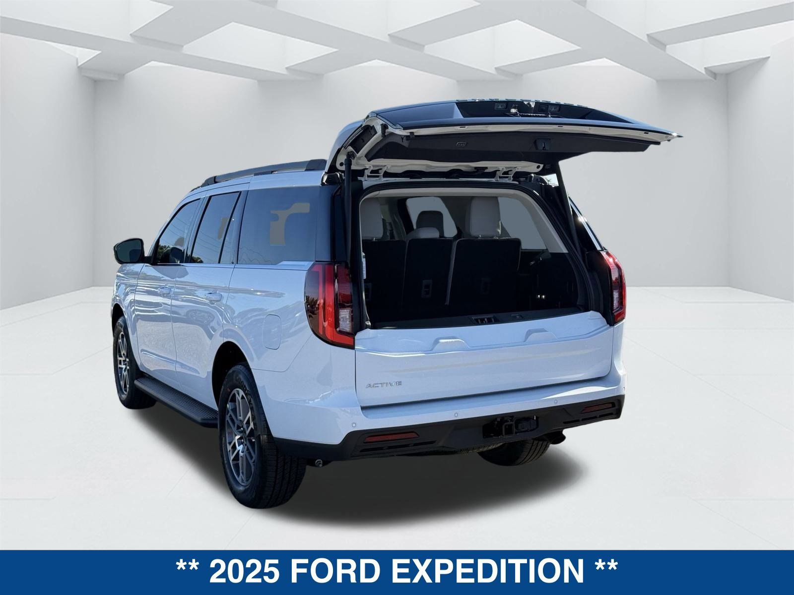New 2025 Ford Expedition Active RWD image 16