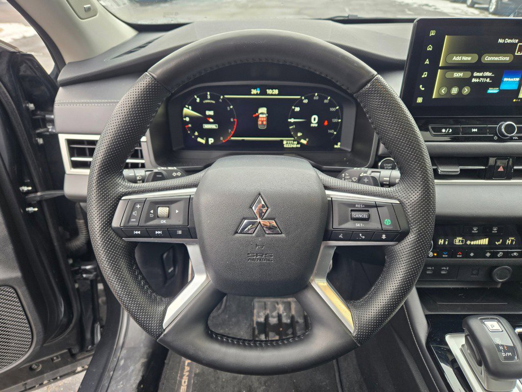 Used 2025 Mitsubishi Outlander SEL image 35