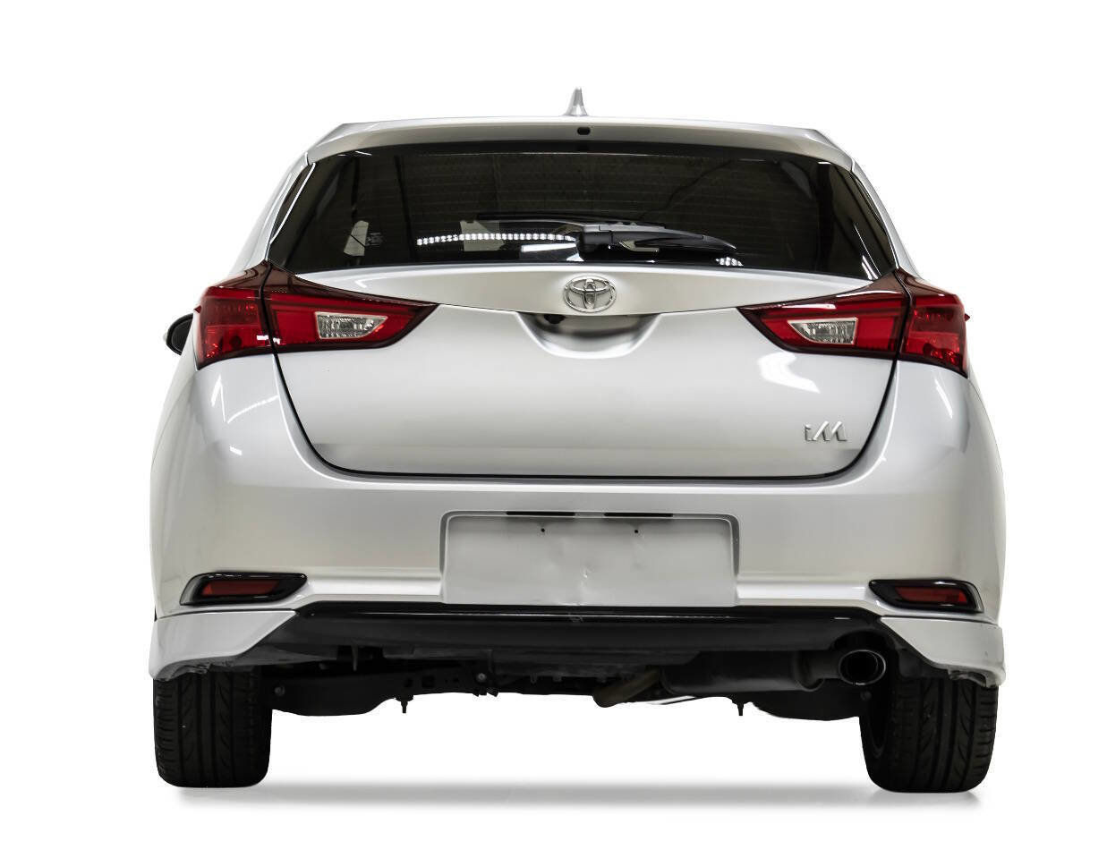 Used 2017 Toyota Corolla iM FWD image 8