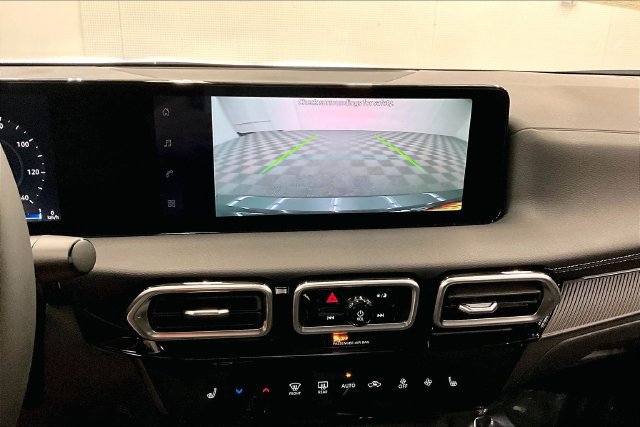 New 2026 Nissan Sentra SV w/ SV Convenience Package FWD image 27