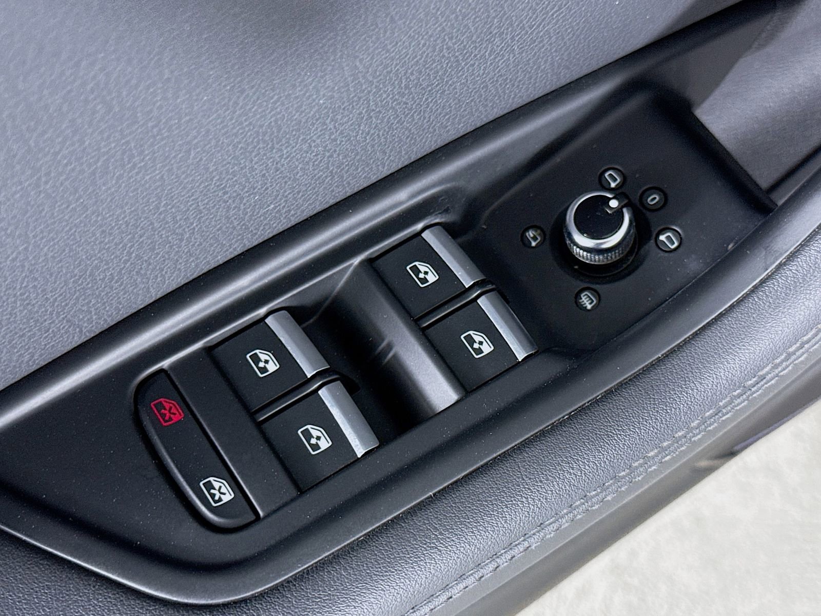 Used 2019 Audi A5 2.0T Premium Plus w/ Premium Plus image 18