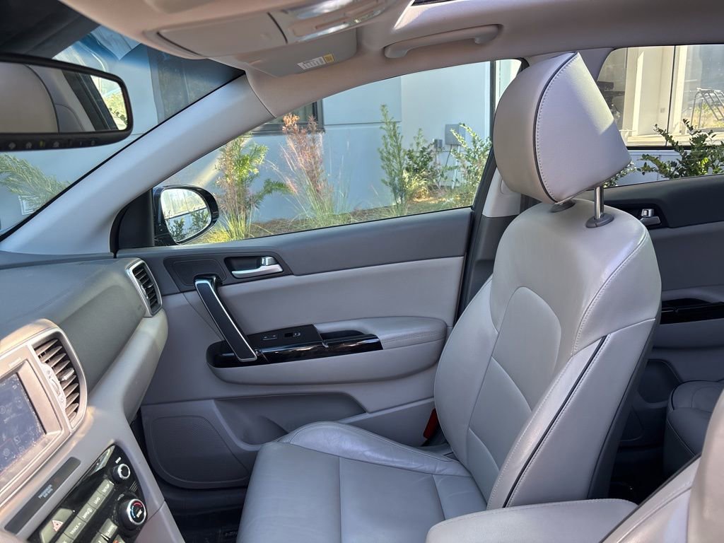 Used 2018 Kia Sportage EX w/ EX Premium Package image 33