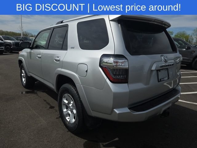 Used 2021 Toyota 4Runner SR5 AWD/4WD image 17